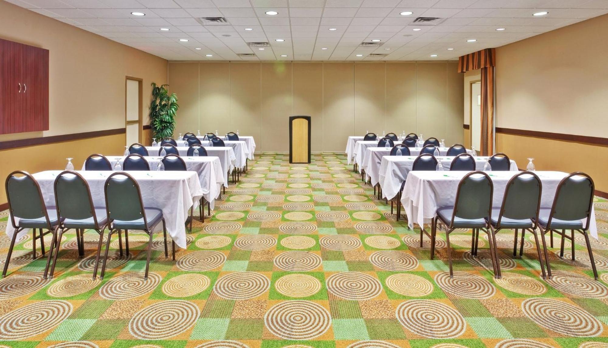 Holiday Inn Bloomington-University Area By Ihg Exterior foto